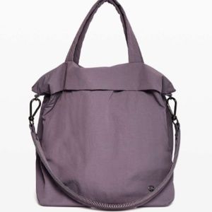 Lululemon On My Level Bag